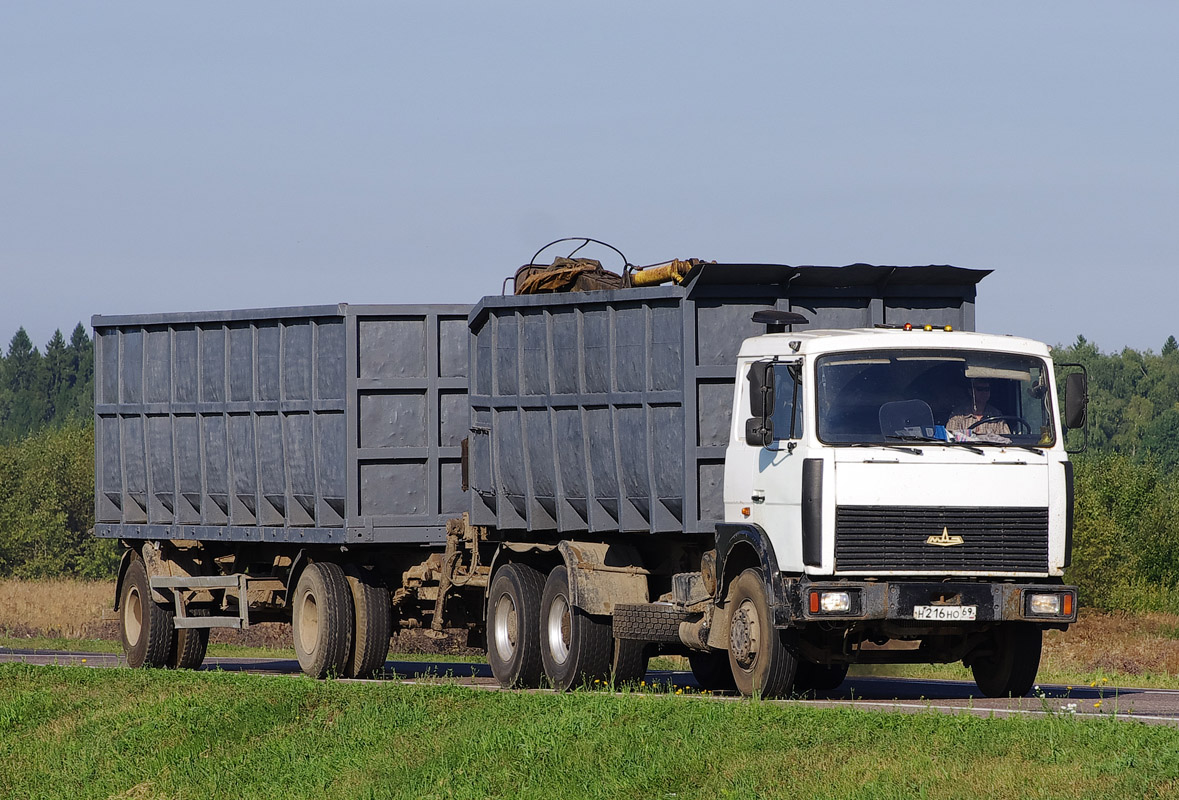 Тверская область, № Н 216 НО 69 — МАЗ-6303A8