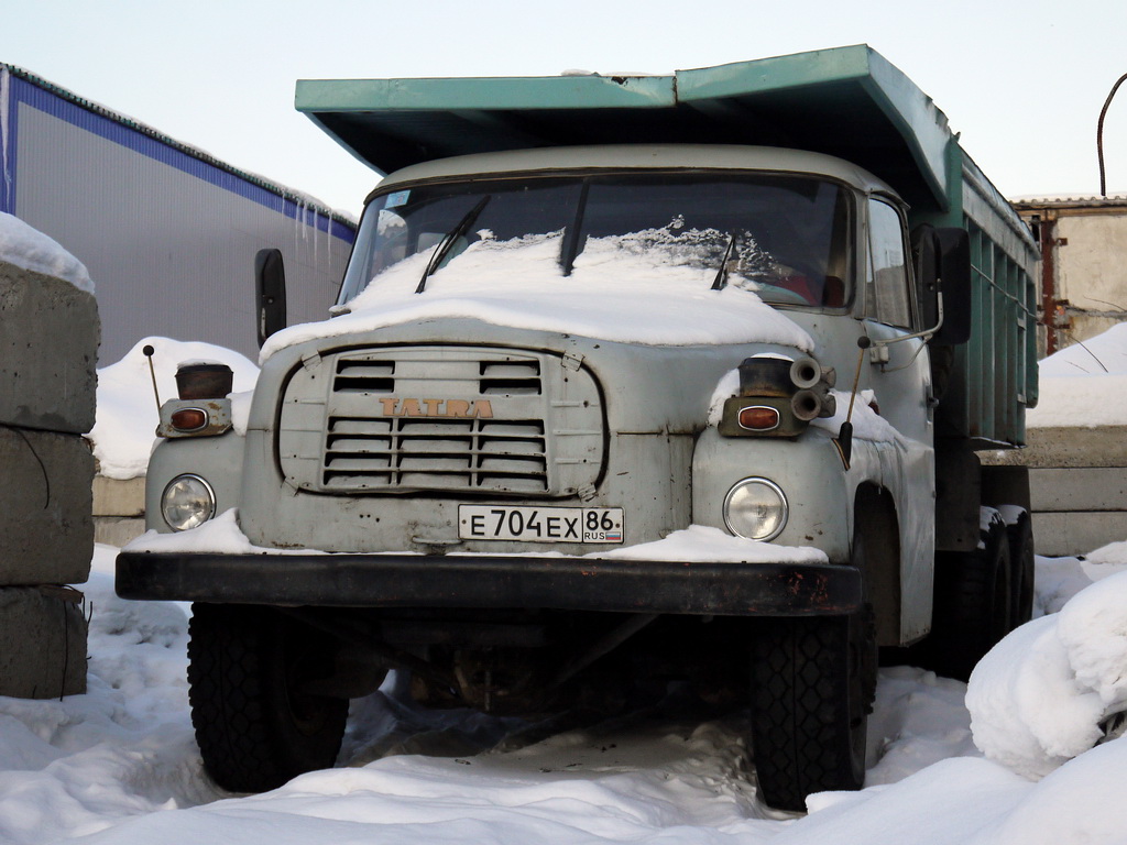 Ханты-Мансийский автоном.округ, № Е 704 ЕХ 86 — Tatra 148 S1