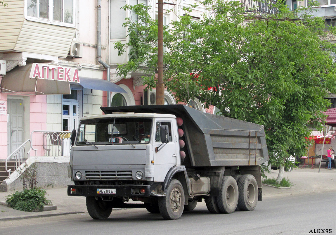 Днепропетровская область, № АЕ 2386 ЕІ — КамАЗ-55111 [551110]