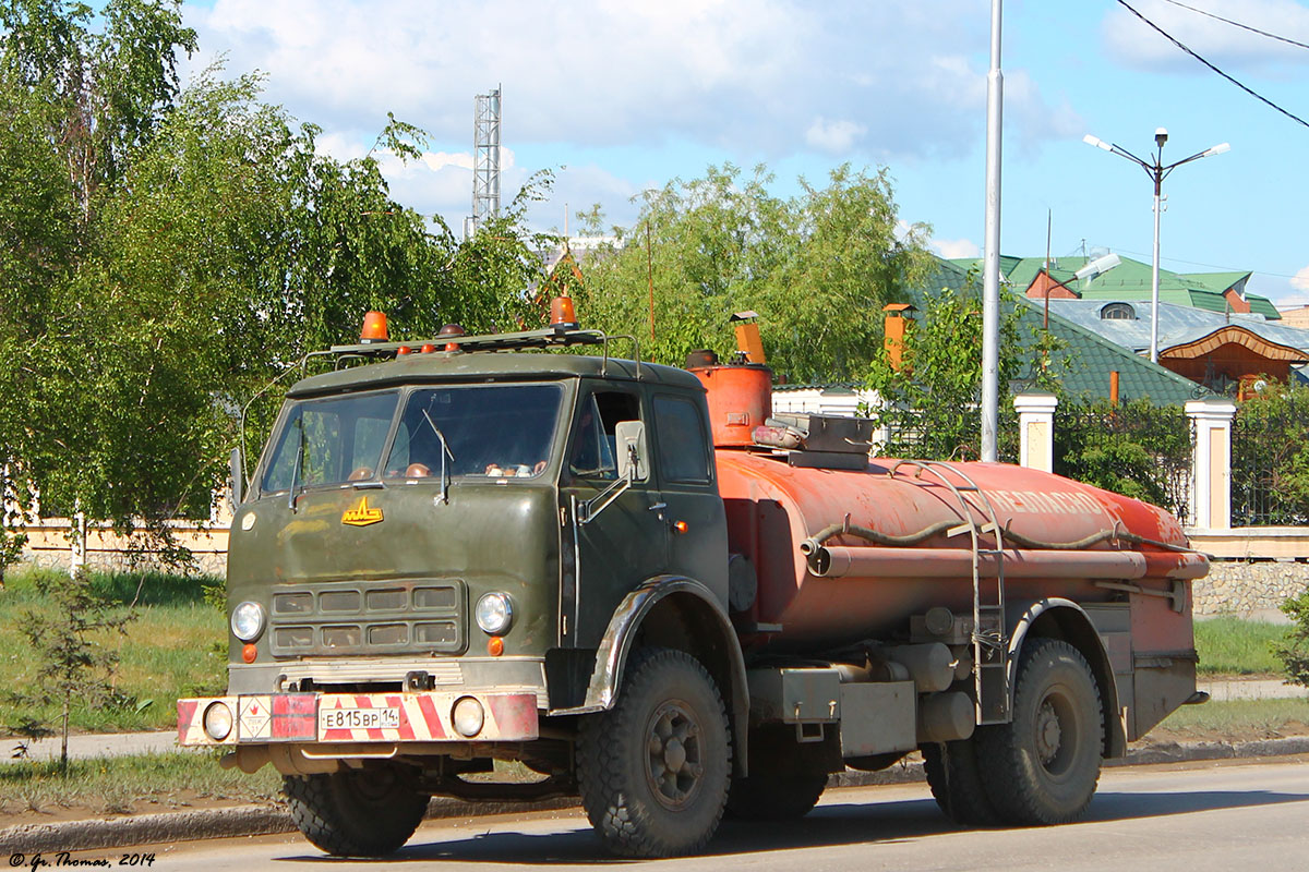 Саха (Якутия), № Е 815 ВР 14 — МАЗ-5334