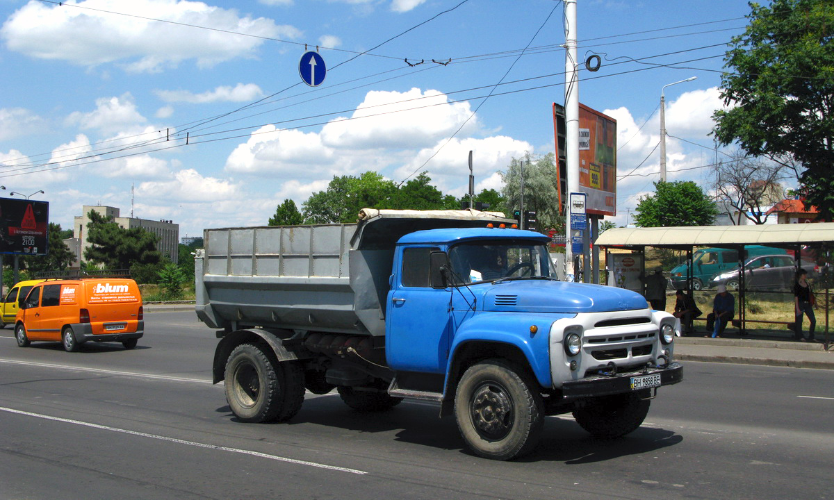 Одесская область, № ВН 9858 ВЕ — ЗИЛ-495710