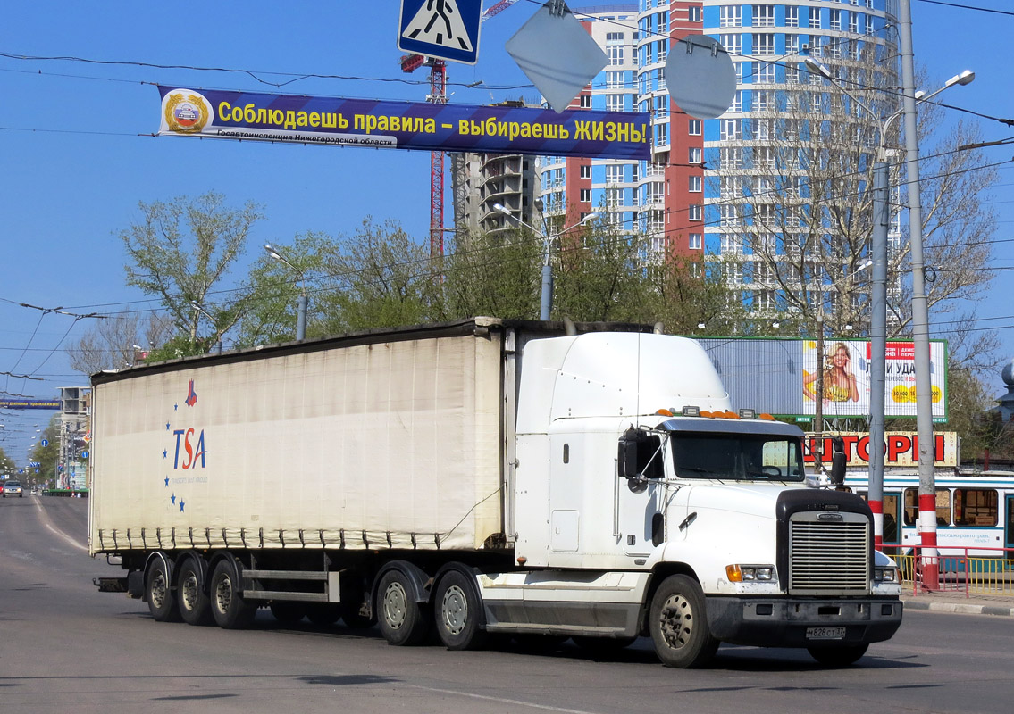 Ивановская область, № М 828 СТ 37 — Freightliner FLD 112