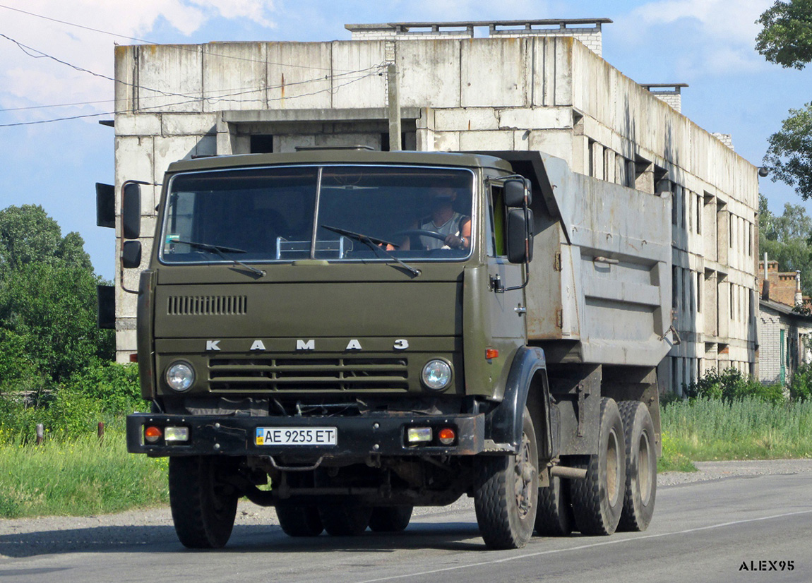 Днепропетровская область, № АЕ 9255 ЕТ — КамАЗ-5511