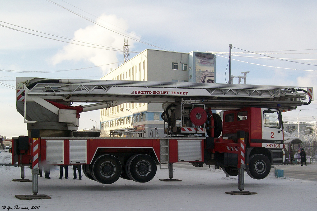 Саха (Якутия), № В 857 ВА 14 — Mercedes-Benz Actros ('1997) 3331