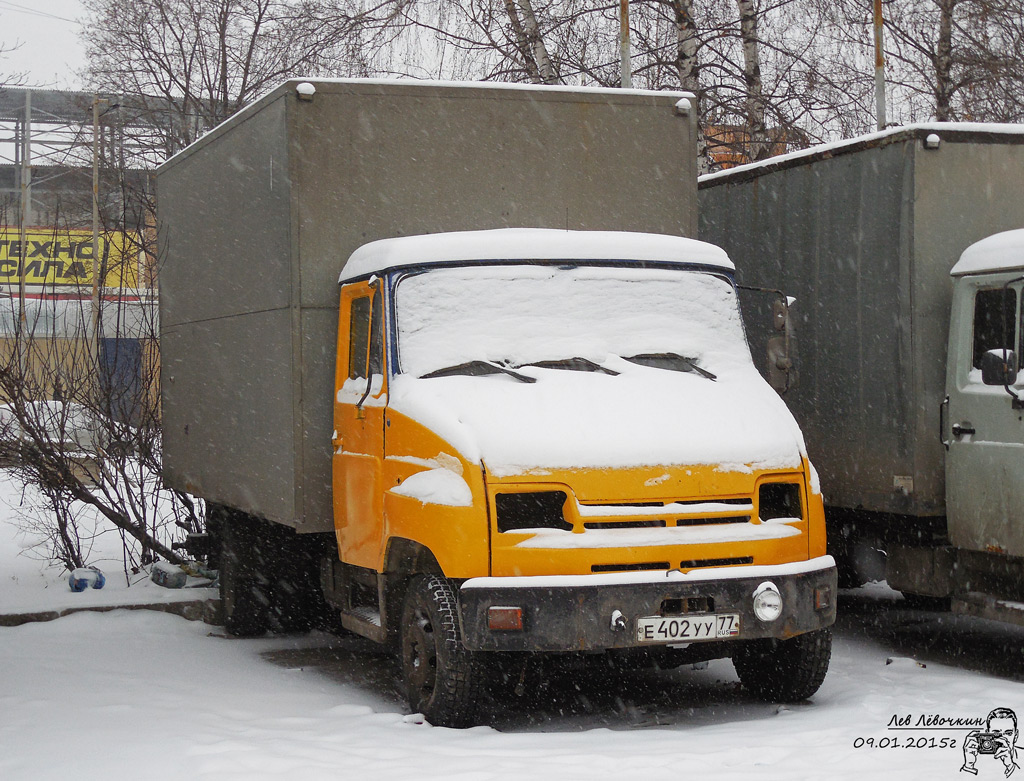 Москва, № Е 402 УУ 77 — ЗИЛ-5301БО "Бычок"