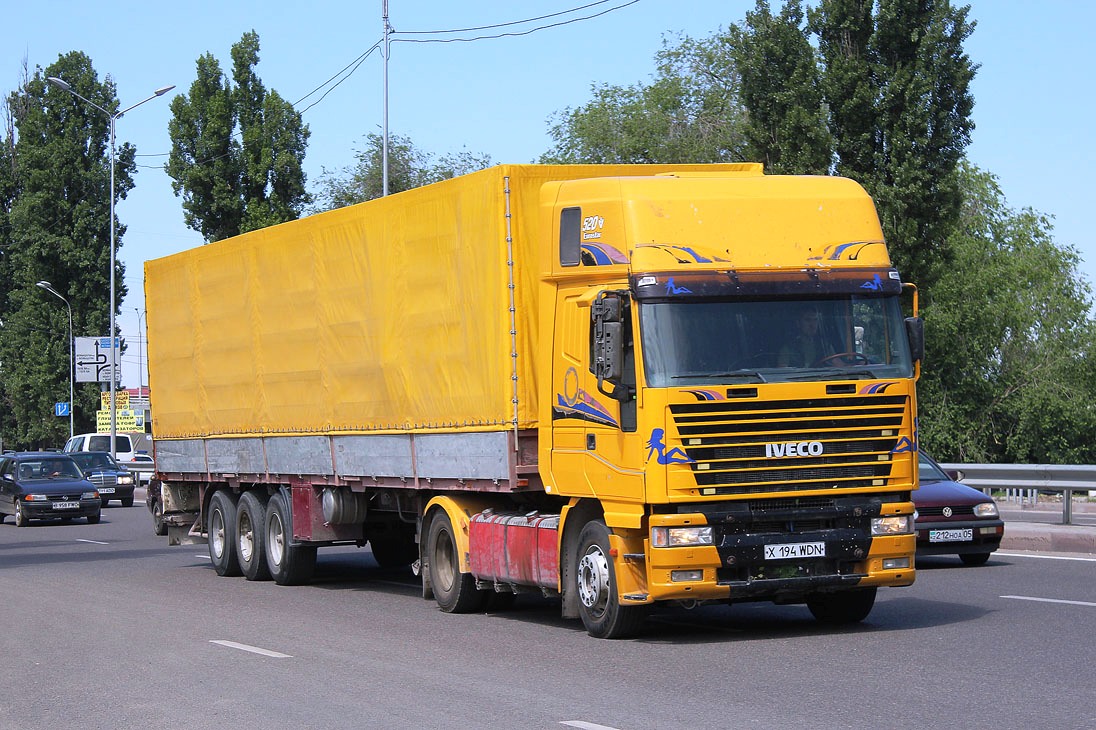 Туркестанская область, № X 194 WDN — IVECO EuroStar