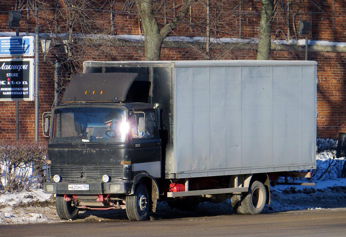 Нижегородская область, № М 620 МО 152 — Mercedes-Benz LP (общ. мод.)