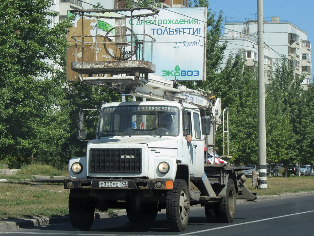 Самарская область, № Е 300 РЕ 163 — ГАЗ-33086 «Земляк»