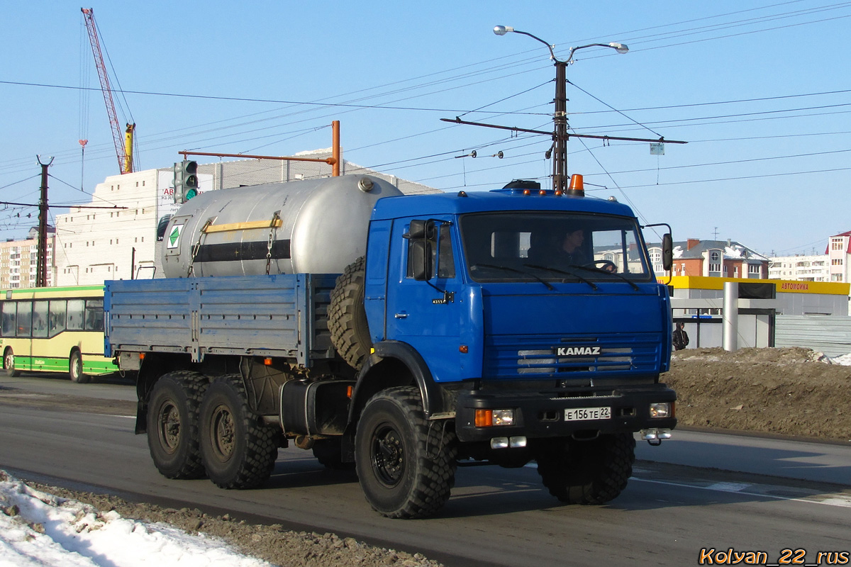 Алтайский край, № Е 156 ТЕ 22 — КамАЗ-43114-15 [43114R]