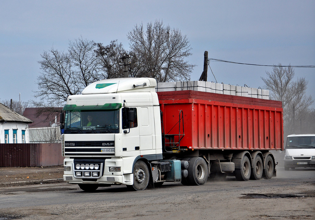 Харьковская область, № АХ 4543 ВХ — DAF 95XF FT