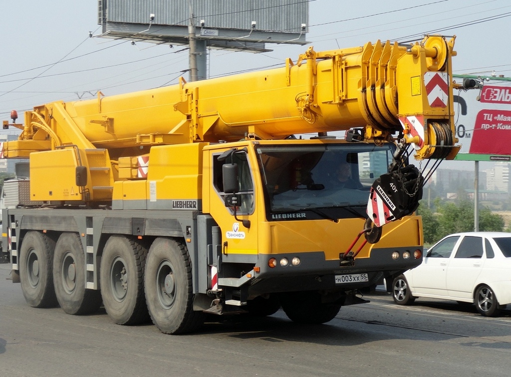 Омская область, № Н 003 ХХ 55 — Liebherr (общая модель)