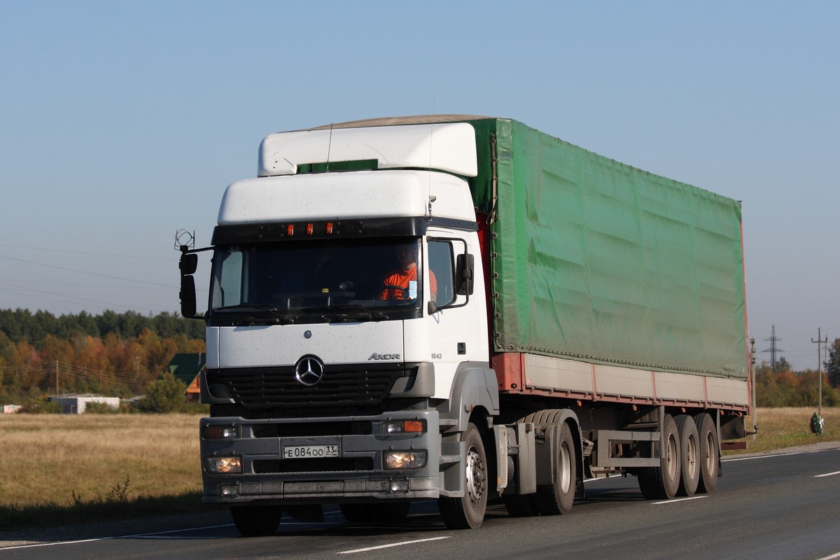 Владимирская область, № Е 084 ОО 33 — Mercedes-Benz Axor 1843