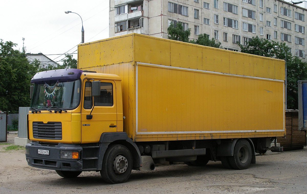 Московская область, № Р 302 ХМ 90 — MAN F2000 19.364