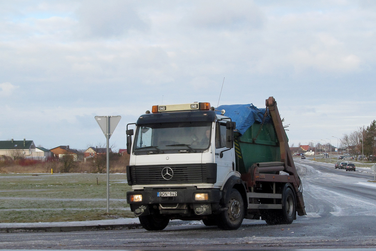 Литва, № BON 942 — Mercedes-Benz SK 1827