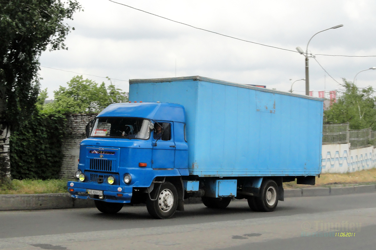 Днепропетровская область, № АЕ 8264 СІ — IFA L60 1218 4x4 PB