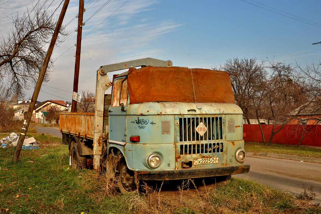 Харьковская область, № К 2225 ОІ — IFA W50L/L