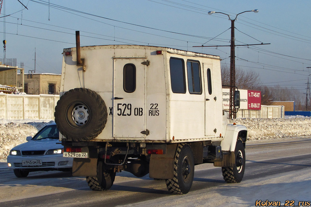 Алтайский край, № Х 529 ОВ 22 — ГАЗ-33081 «Садко»