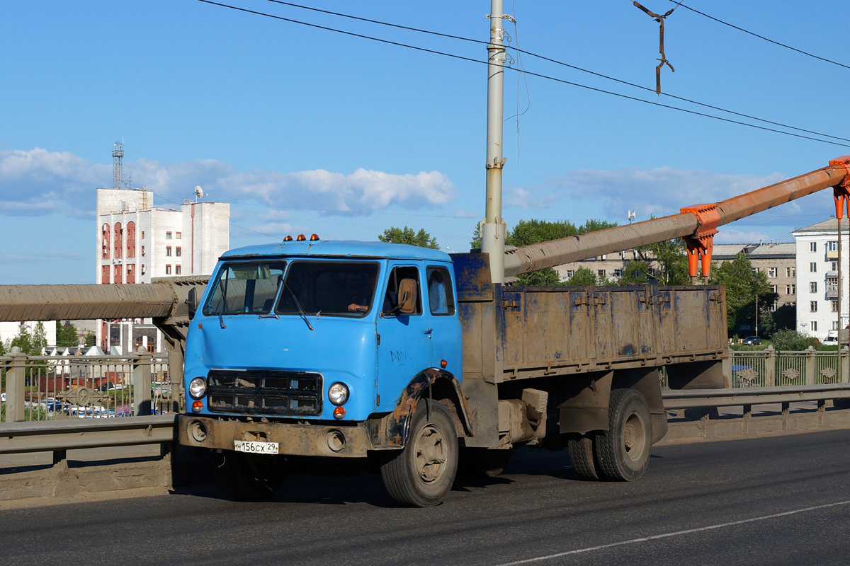 Архангельская область, № Н 156 СХ 29 — МАЗ-5334