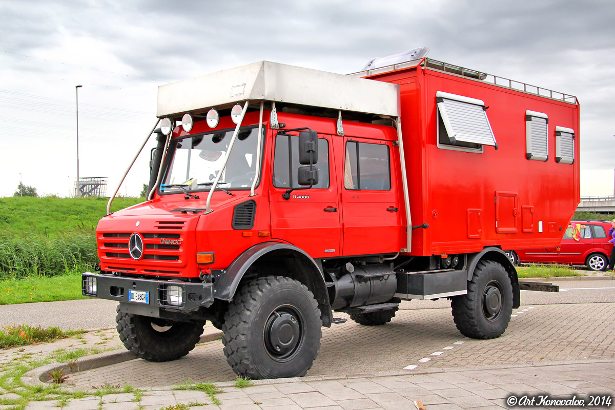 Италия, № DL 648GH — Mercedes-Benz Unimog U4000