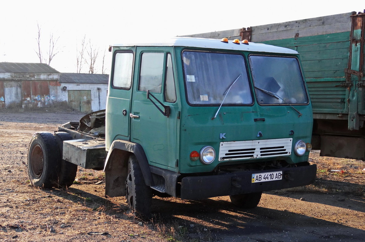 Винницкая область, № АВ 4410 АВ — КАЗ-608В