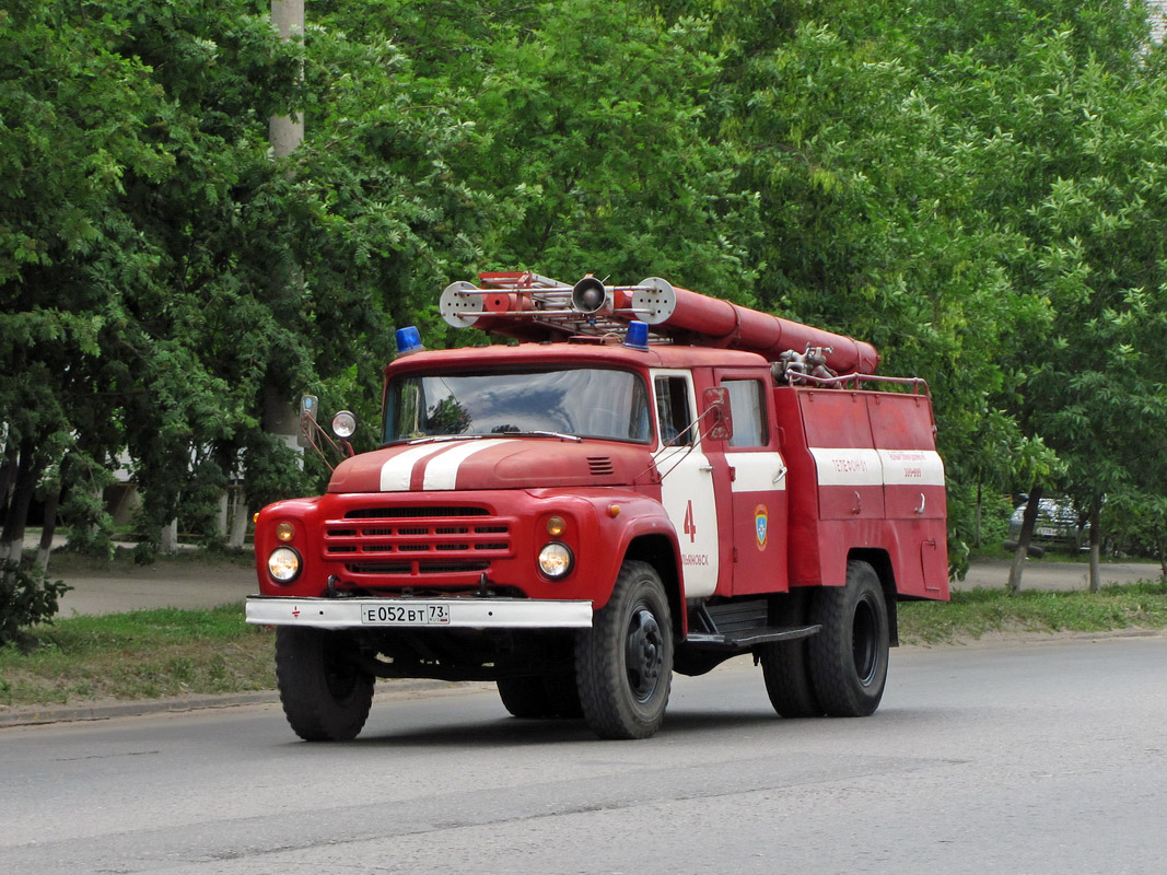 Ульяновская область, № Е 052 ВТ 73 — ЗИЛ-431412