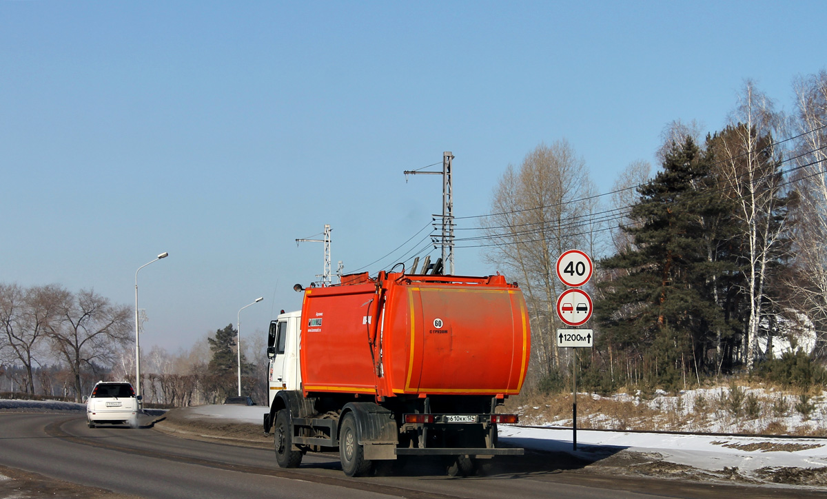 Красноярский край, № В 610 КК 124 — МАЗ-5337A2