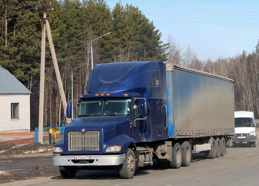 Волгоградская область, № В 172 АМ 134 — International 9400