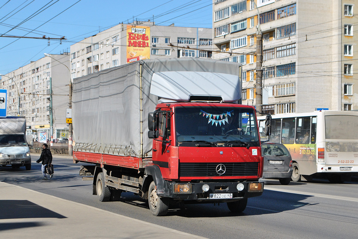 Кировская область, № В 822 ОЕ 43 — Mercedes-Benz LK 817