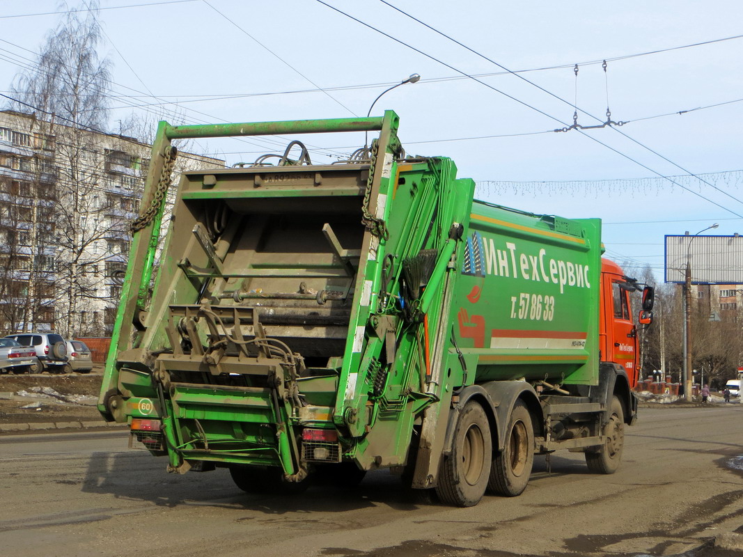 Кировская область, № А 892 ОР 43 — КамАЗ-65115-62