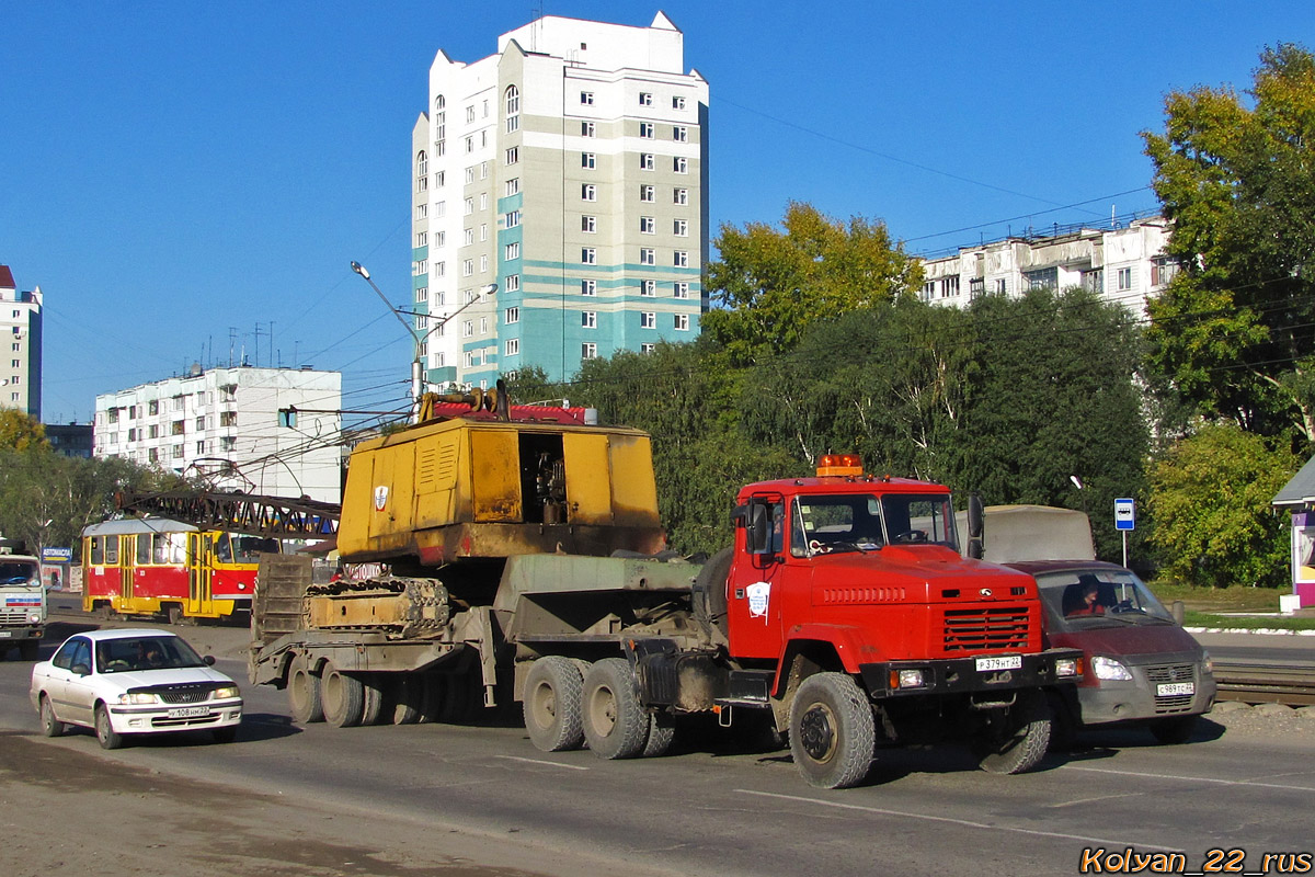 Алтайский край, № Р 379 НТ 22 — КрАЗ-6443; Алтайский край, № (22) Б/Н СТ 0868 — ЭО-4112