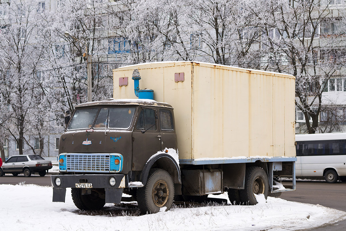 Харьковская область, № Я 1295 ХА — МАЗ-5334