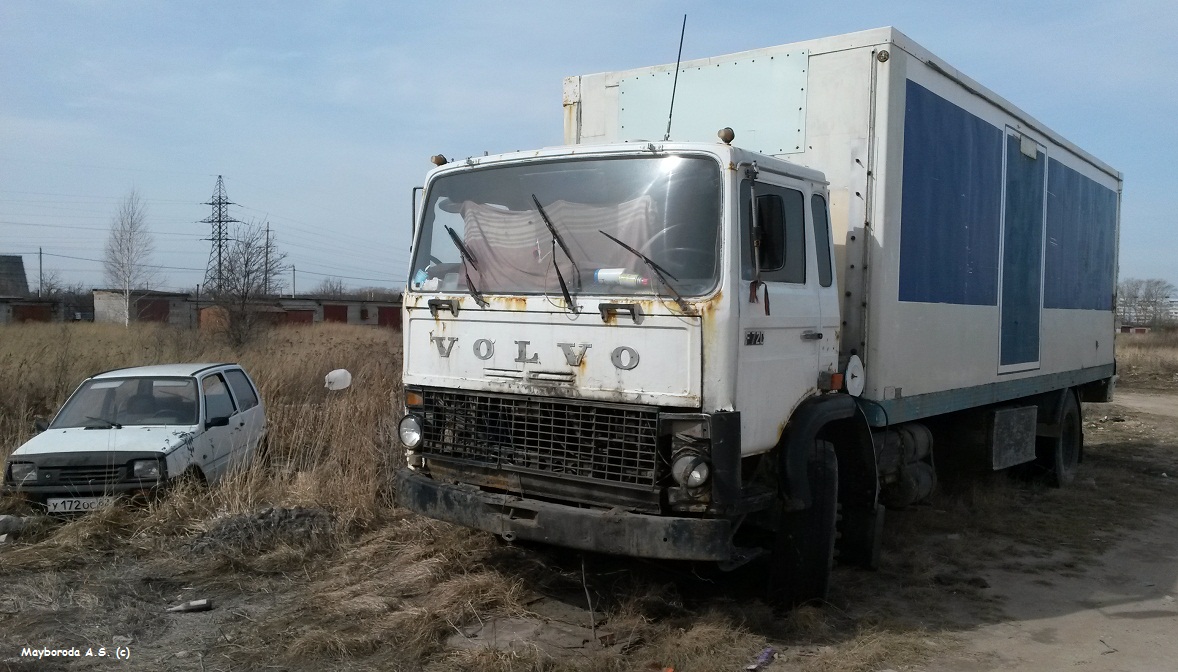 Санкт-Петербург, № Е 166 КО 98 — Volvo F720