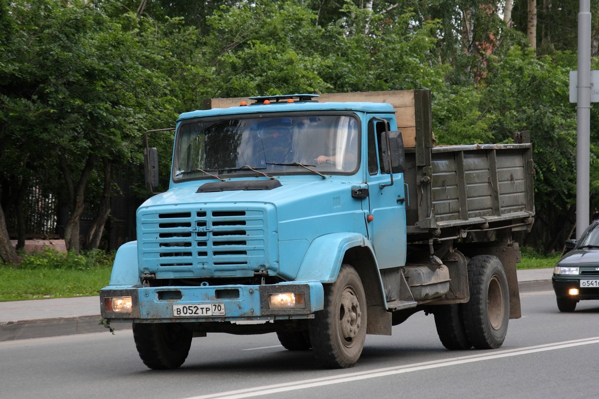 Томская область, № В 052 ТР 70 — ЗИЛ-494560