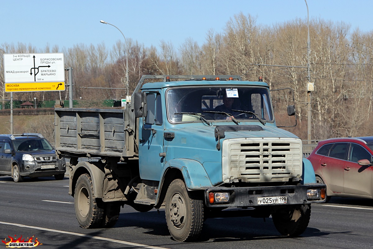 Москва, № У 025 УР 199 — ЗИЛ-497442