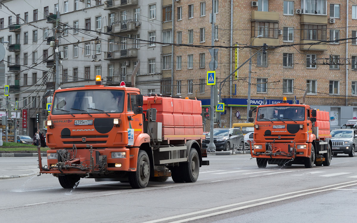 Москва, № Е 725 КТ 777 — КамАЗ-53605-A4; Москва, № Е 752 КТ 777 — КамАЗ-53605-A4