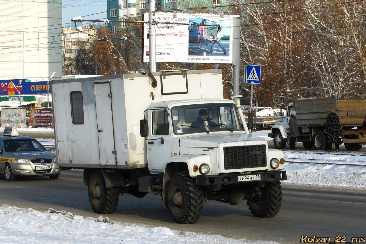 Алтайский край, № А 694 НУ 22 — ГАЗ-33081 «Садко»