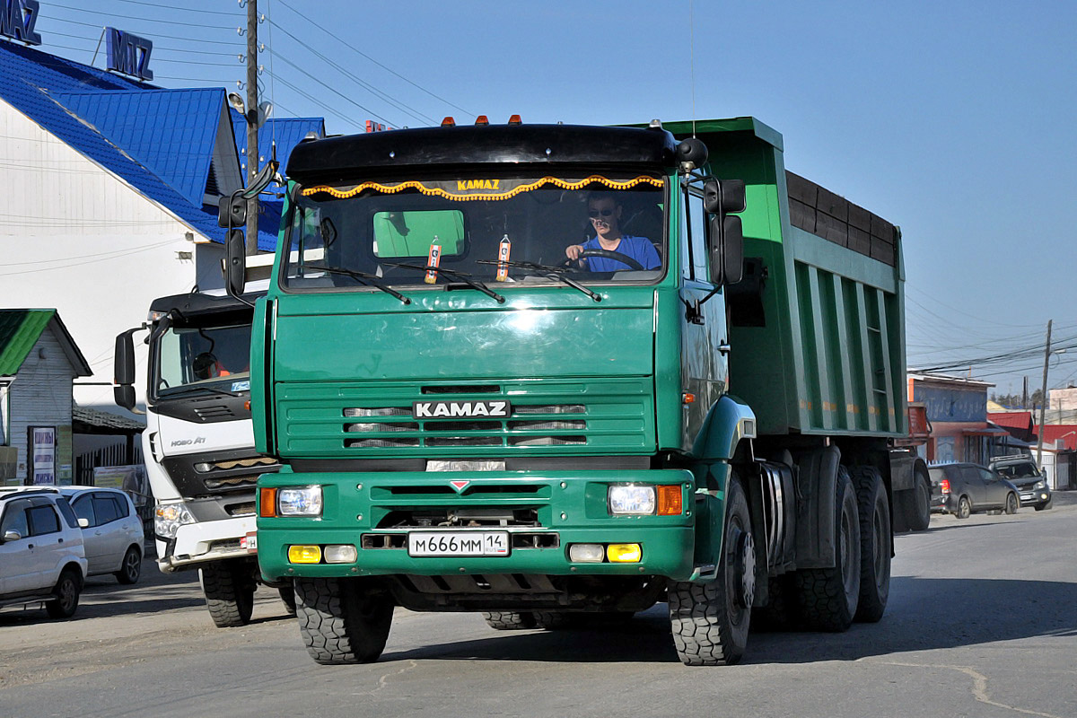 Саха (Якутия), № М 666 ММ 14 — КамАЗ-6520-06 [65200F]