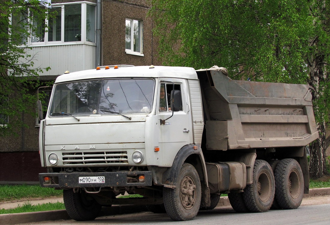 Башкортостан, № М 090 УН 102 — КамАЗ-55111 (общая модель)