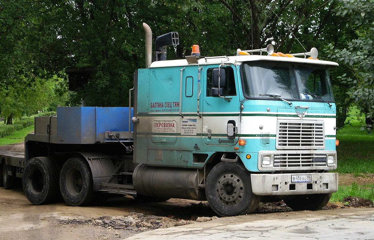 Санкт-Петербург, № В 486 ВО 98 — International 9800 [SRS, SRR]