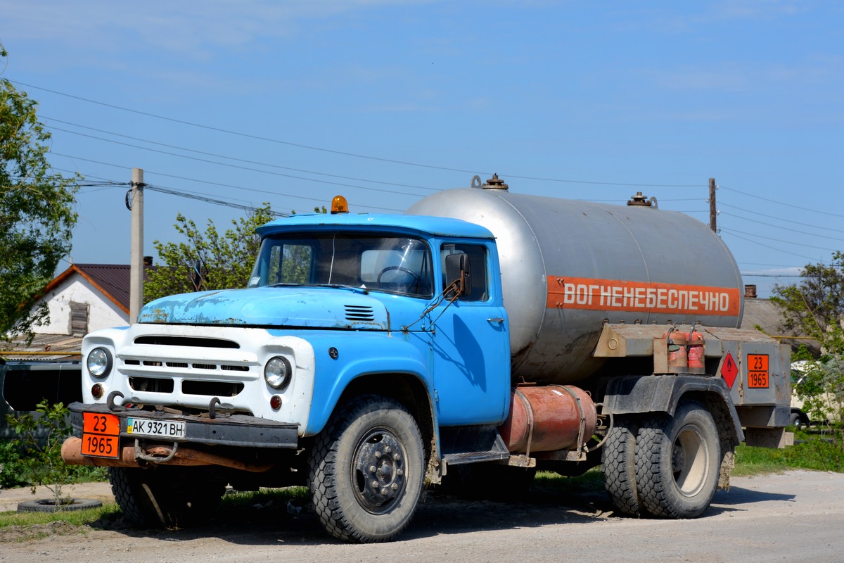 Крым, № АК 9321 ВН — ЗИЛ-138