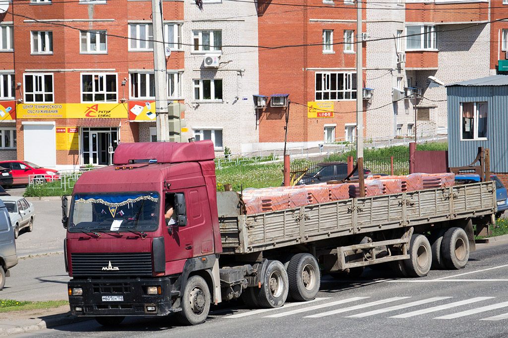 Нижегородская область, № М 601 ЕН 152 — МАЗ-643008