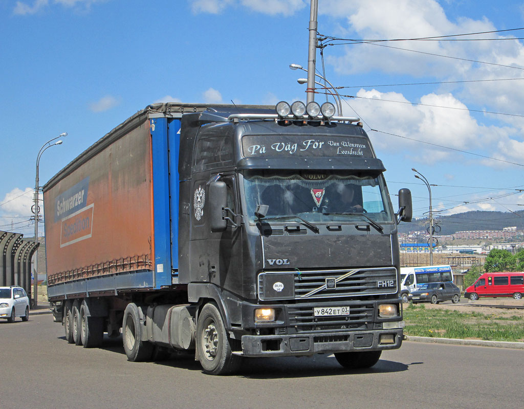 Бурятия, № У 842 ЕТ 03 — Volvo ('1993) FH-Series