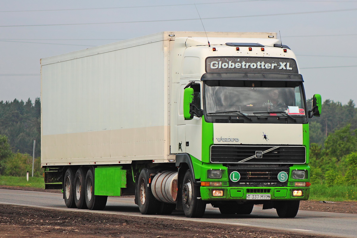 Северо-Казахстанская область, № T 337 MYM — Volvo ('1993) FH-Series