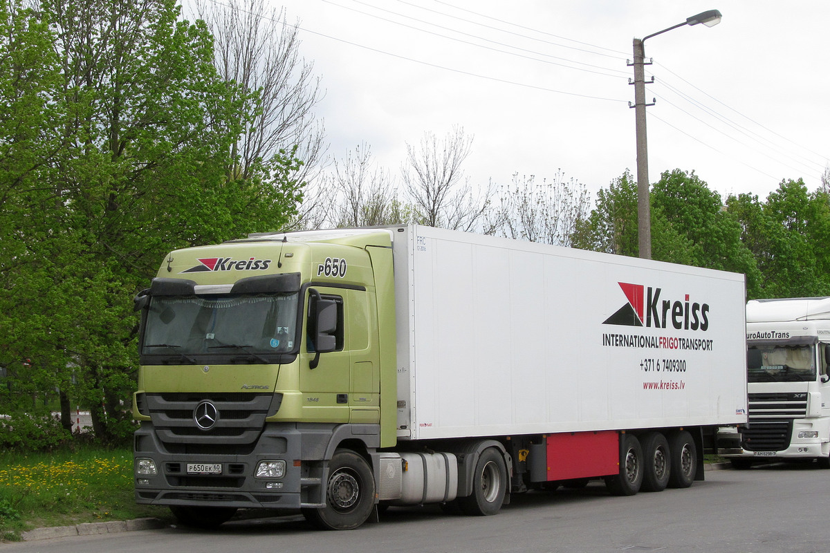 Псковская область, № Р 650 ЕК 60 — Mercedes-Benz Actros ('2009) 1848