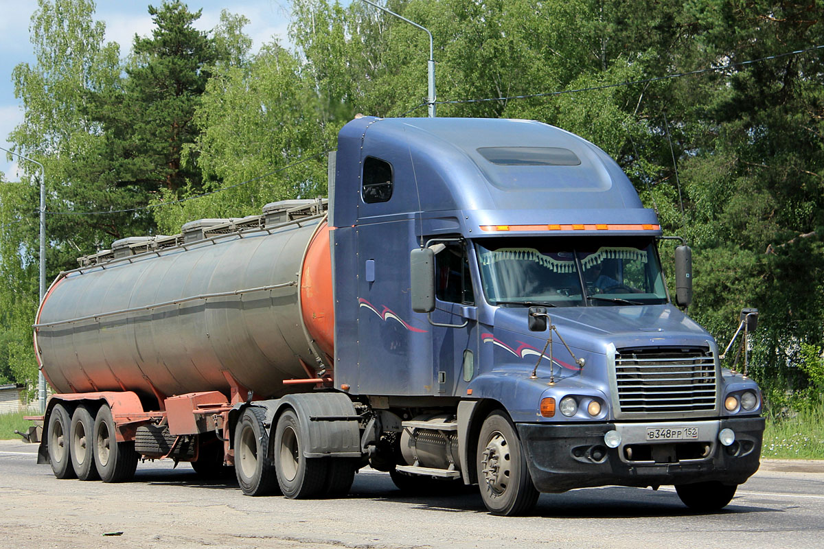 Нижегородская область, № В 348 РР 152 — Freightliner Century Class