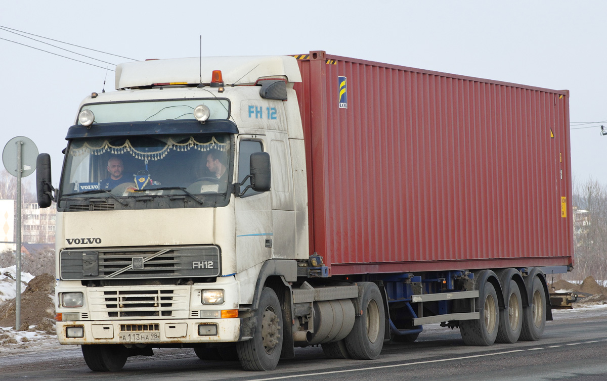 Санкт-Петербург, № А 113 НА 98 — Volvo ('1993) FH12.380