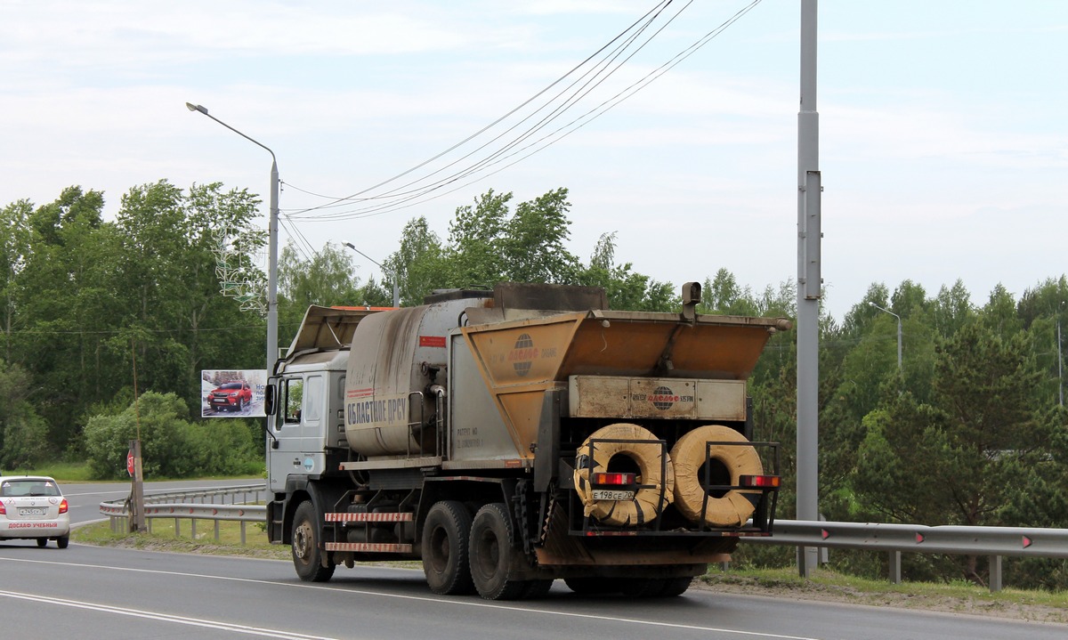 Томская область, № Е 198 СЕ 70 — Shaanxi Shacman F2000 (общая модель)