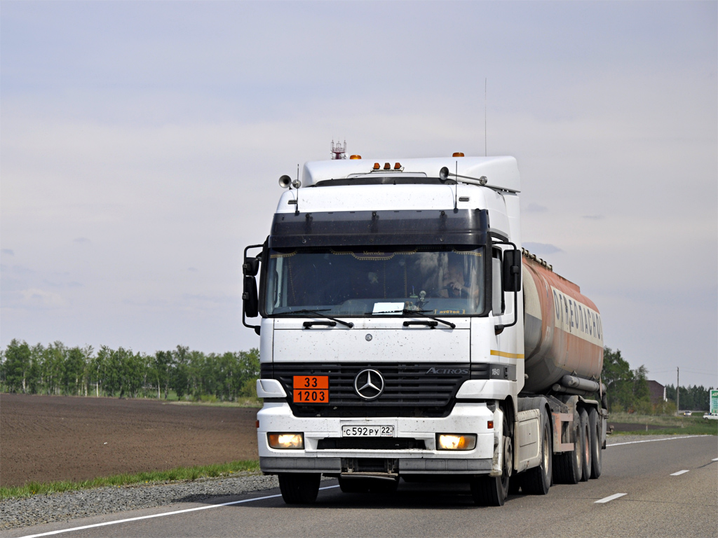 Алтайский край, № С 592 РУ 22 — Mercedes-Benz Actros ('1997) 1843