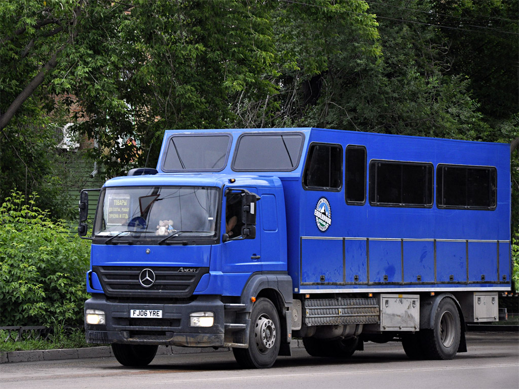 Великобритания, № FJ06 YRE — Mercedes-Benz Axor (общ.м)