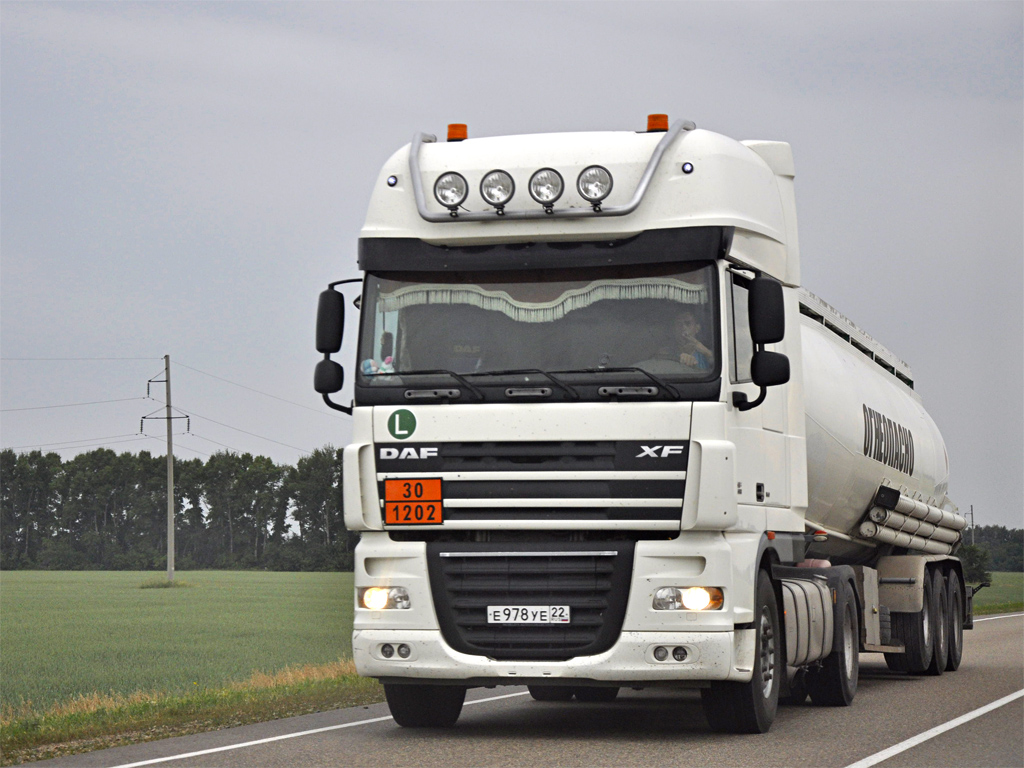 Алтайский край, № Е 978 УЕ 22 — DAF XF105 FT